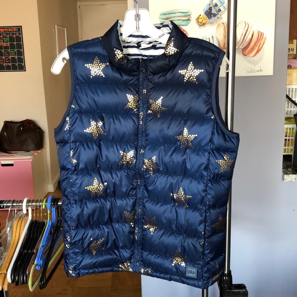 Like new Gap kids navy blue vest